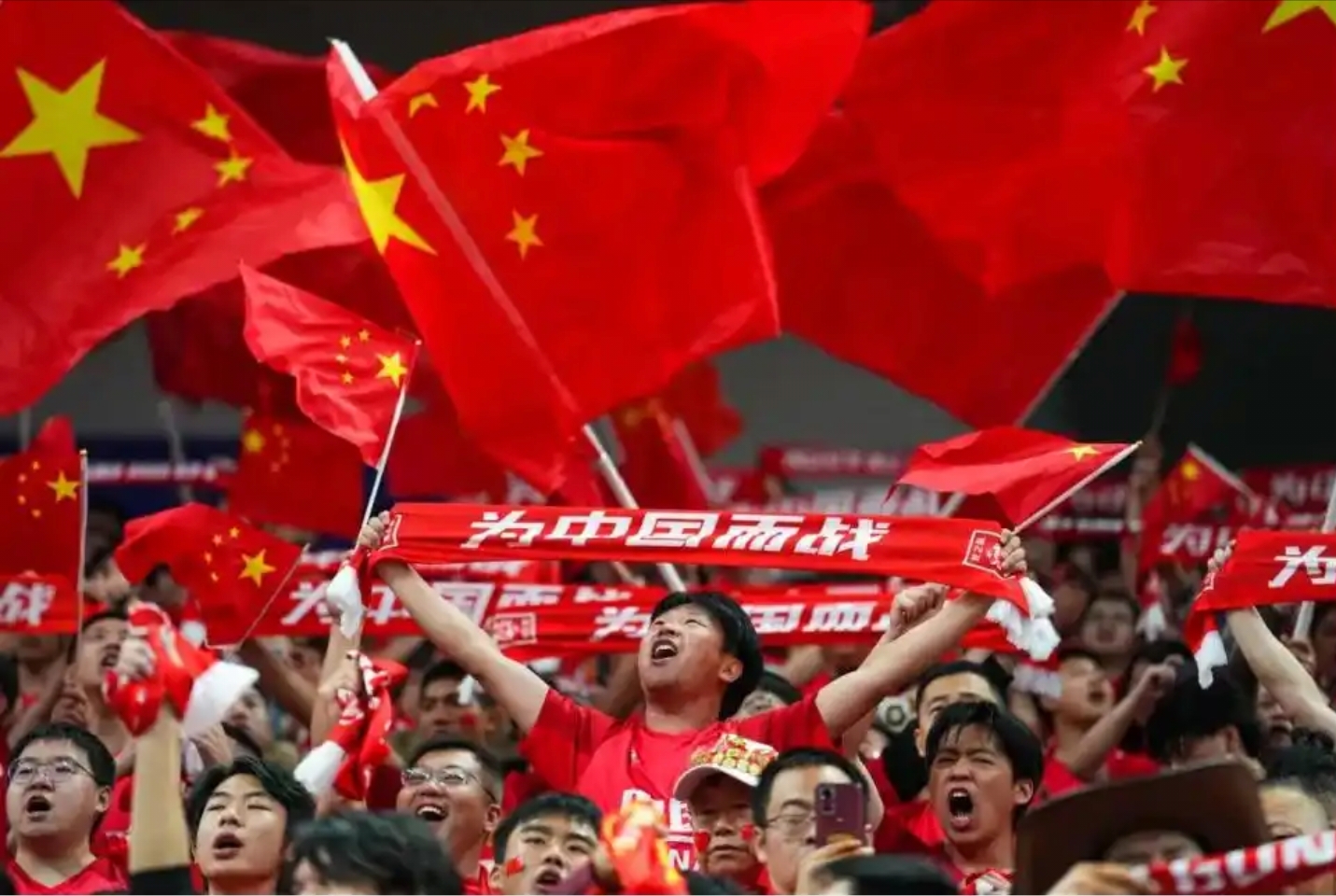 再次辉煌,中国足球队斩获国际巨奖 再次辉煌,中国足球队斩获国际巨奖