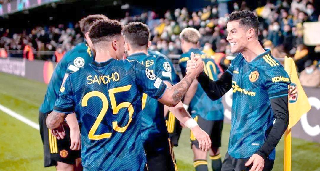 球队换人战术,备战下半场比赛 球队换人战术,备战下半场比赛