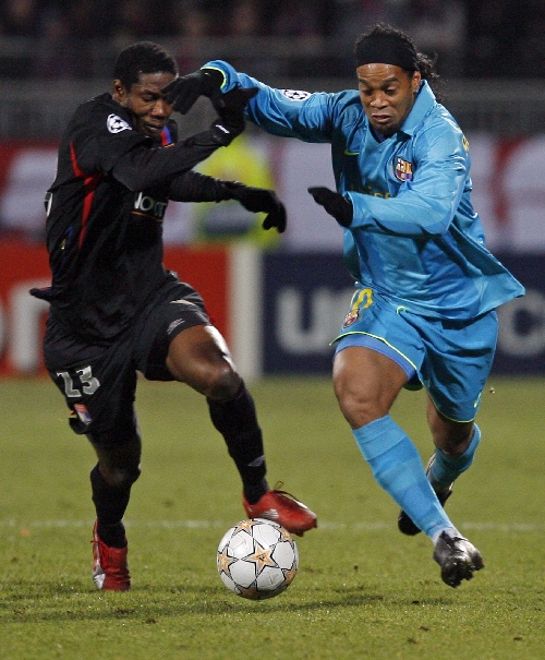 里昂客场战平,争取更多积分的简单介绍 里昂客场战平,争取更多积分的简单介绍