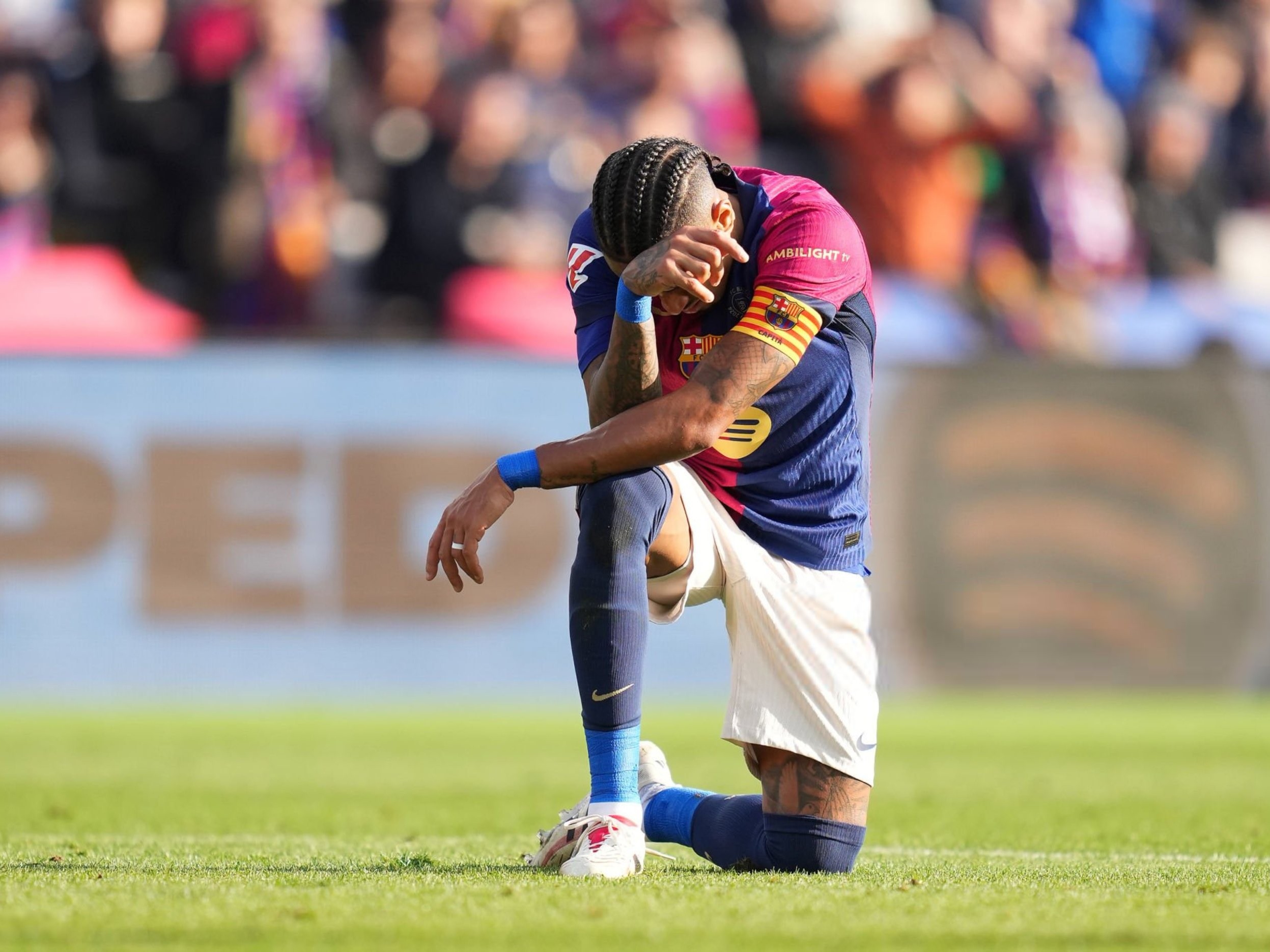 年终总决赛逆转拉沃尔杯，西西帕斯点燃赛场的简单介绍