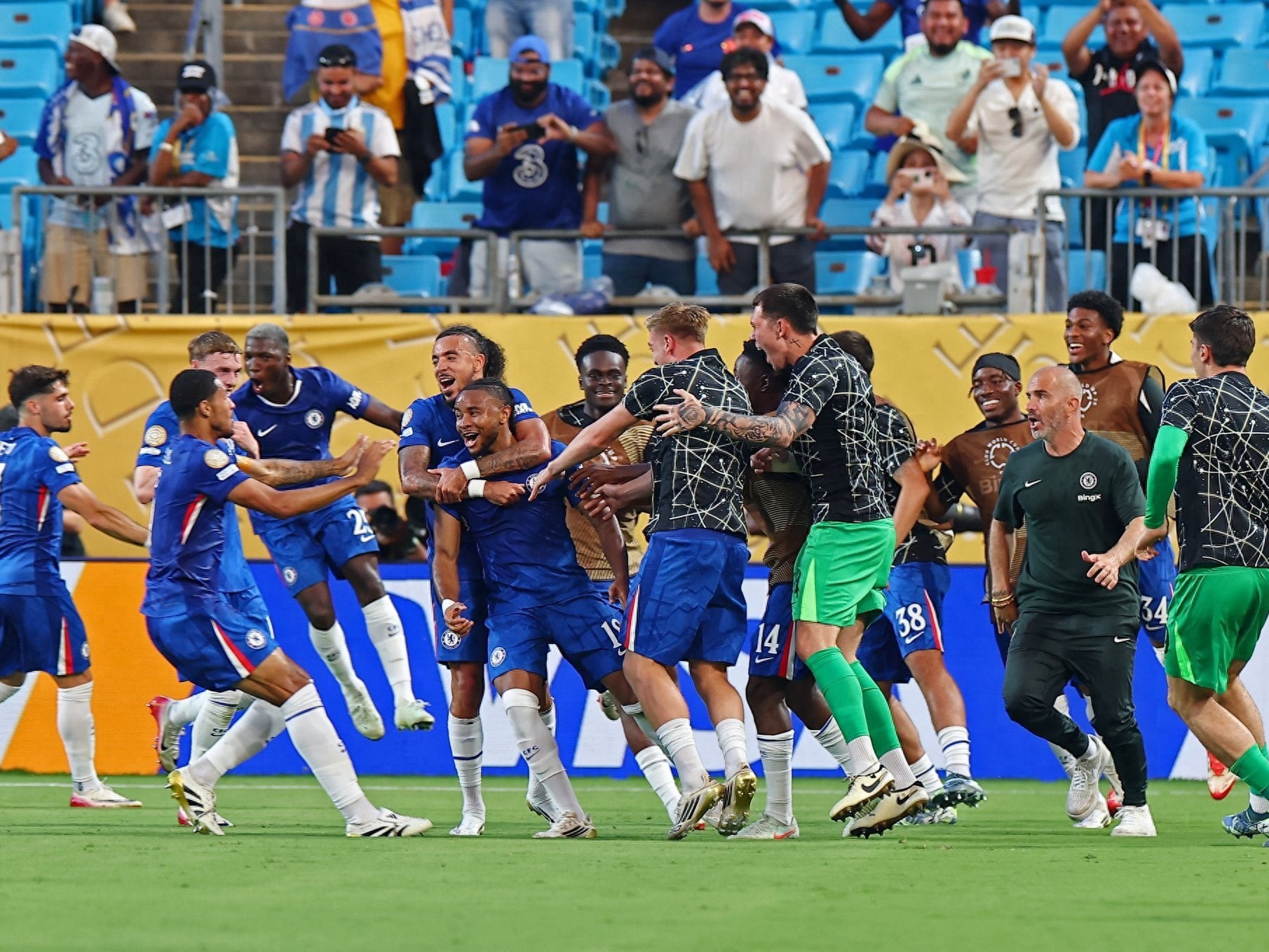 关于葡萄牙队横扫法国队,奥恰洛夫惊艳四座的信息 关于葡萄牙队横扫法国队,奥恰洛夫惊艳四座的信息