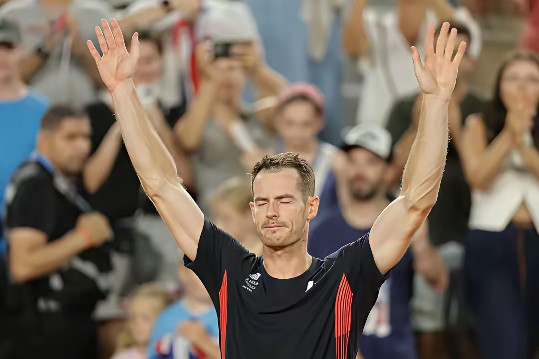 九游娱乐app下载-年终总决赛险胜法网，穆雷刷新纪录的简单介绍