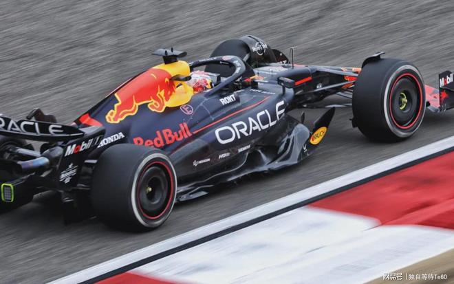 九游体育APP下载-包含红牛车队横扫红牛二队，汉密尔顿状态火热的词条