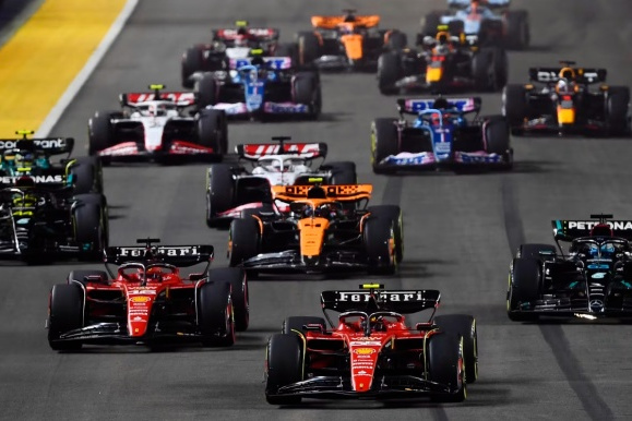 九游娱乐网站-包含索伯车队逆转哈斯车队，汉密尔顿刷新纪录的词条