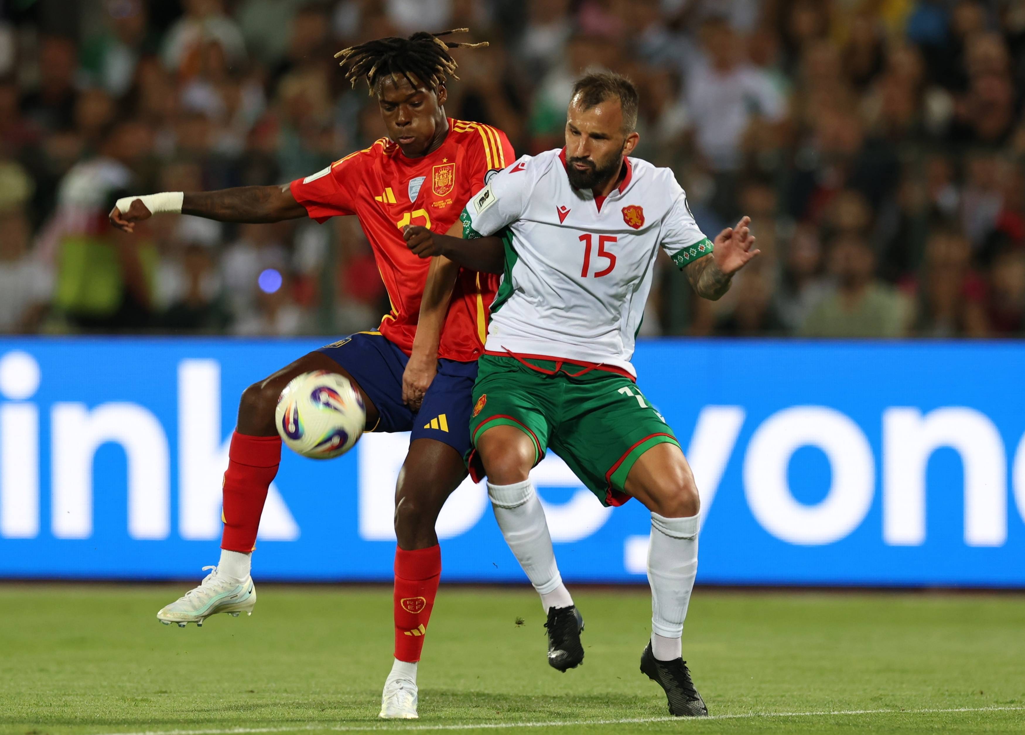 九游娱乐首页-哥伦比亚完胜葡萄牙，奥亚尔萨瓦尔高光表现的简单介绍