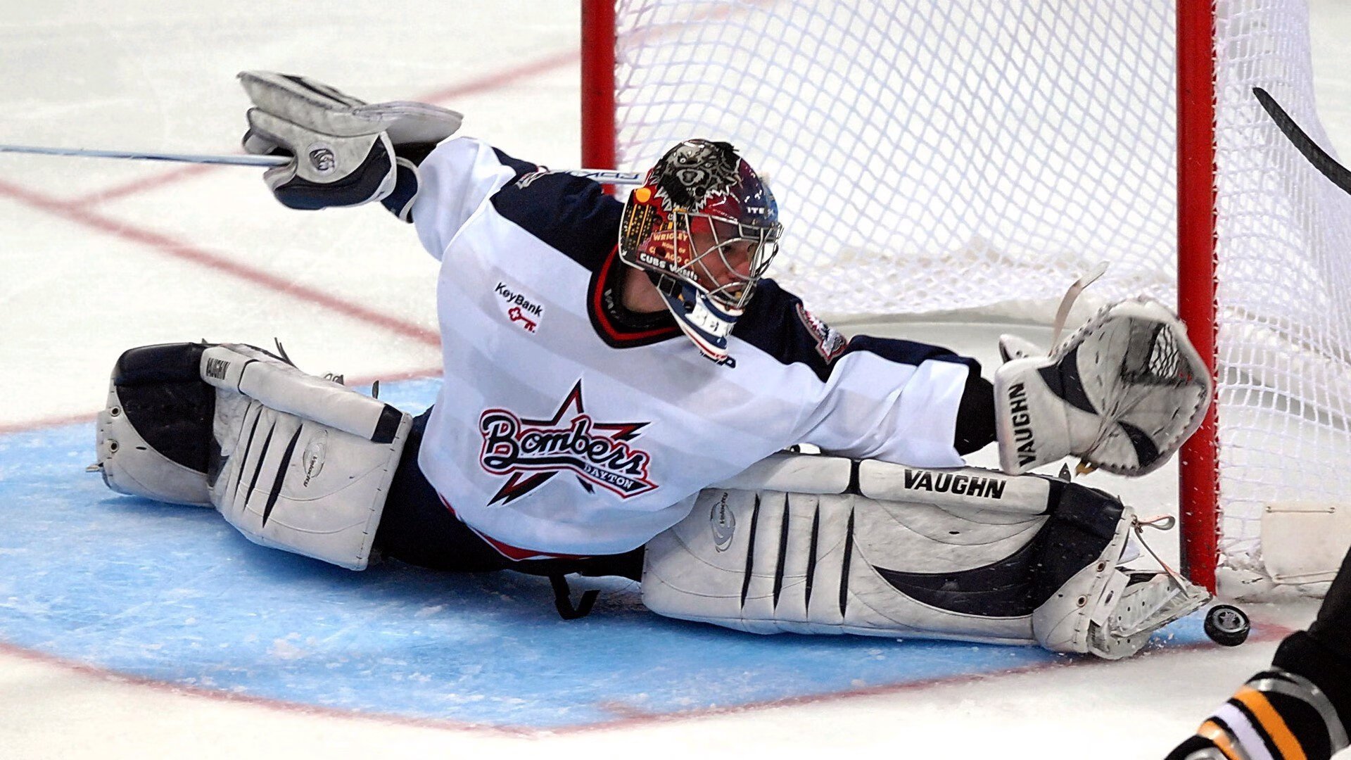 九游娱乐-赛道与球场，利拉德在F1揭幕战之夜的救赎