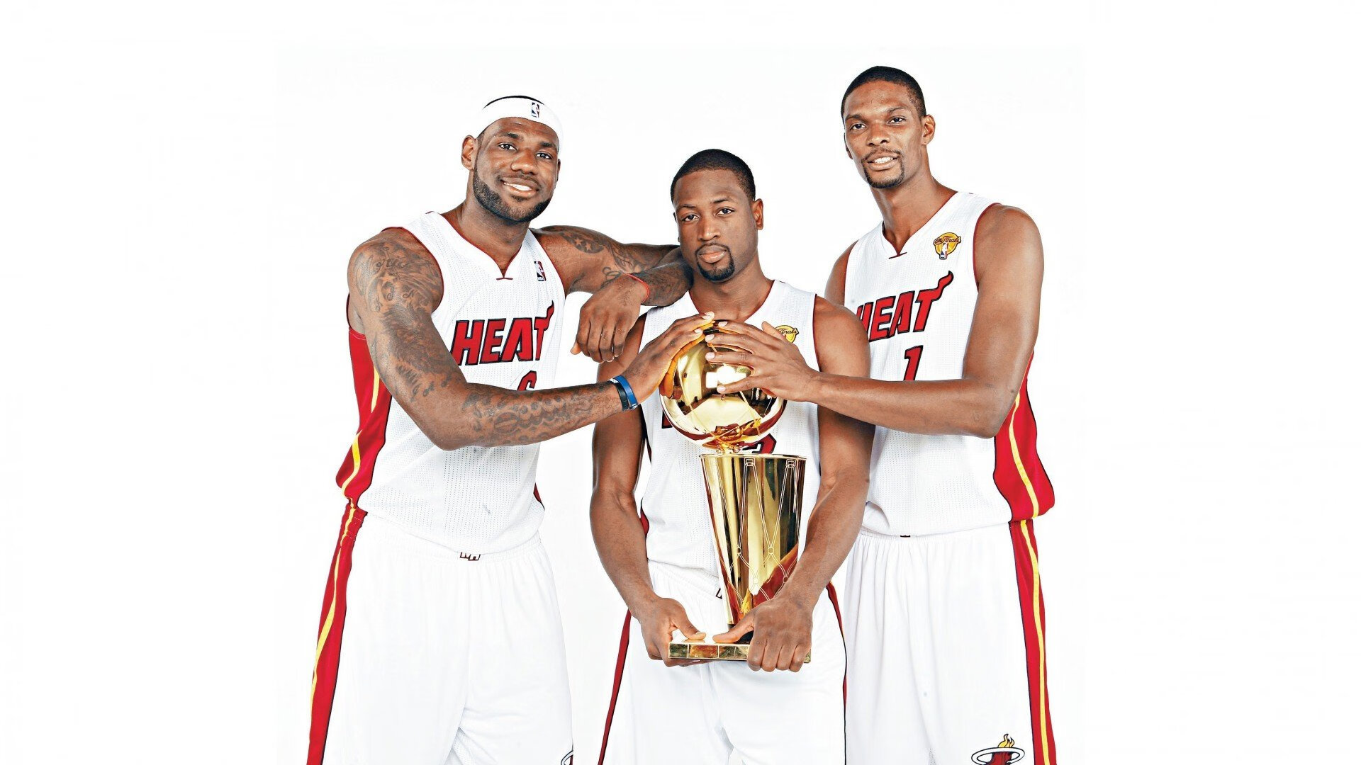 当纪录遇见冷门，维尼修斯刷新历史之夜，阿尔及利亚如何让葡萄牙黯然失色